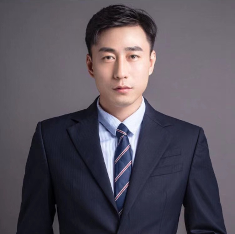 何联霞 灯光与音效负责人